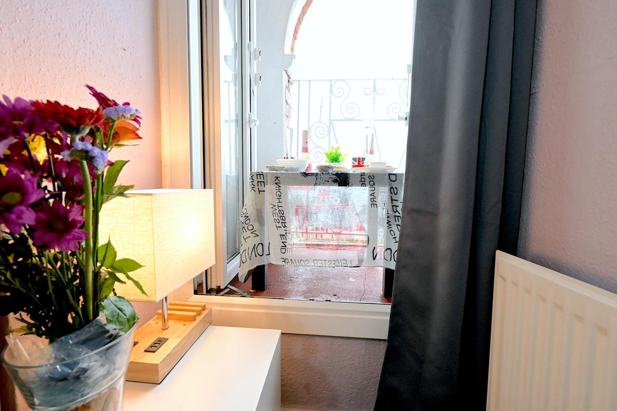 Stunning 3 Bedroom Serviced Flat In North London Exterior foto